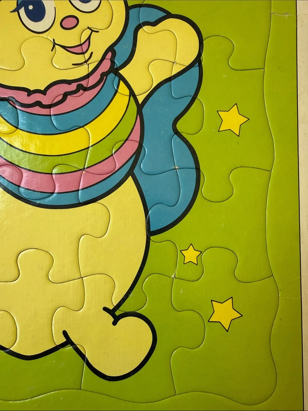 Vintage 1985 GLO Friends GLO Bug cardboard tray puzzle GLO Worm 25 pc